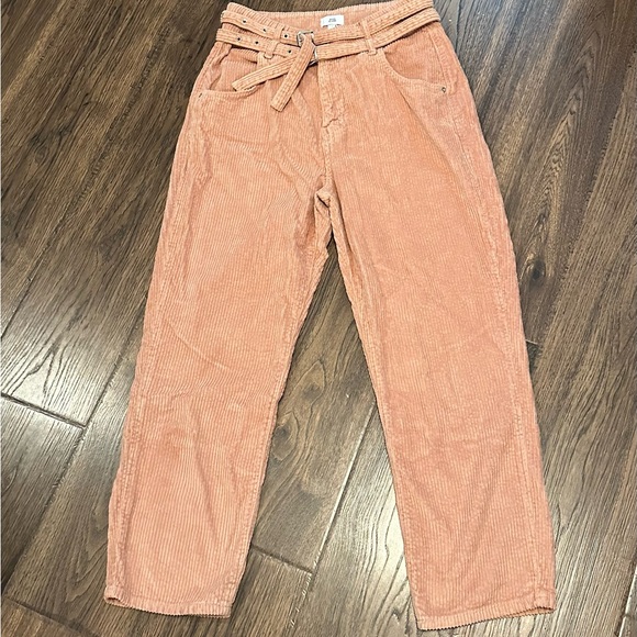 River Island Pants - Blush River Island Corduroy Pants with Belt size 10
